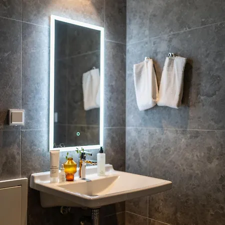 Unity - A Aparthotel 4*
